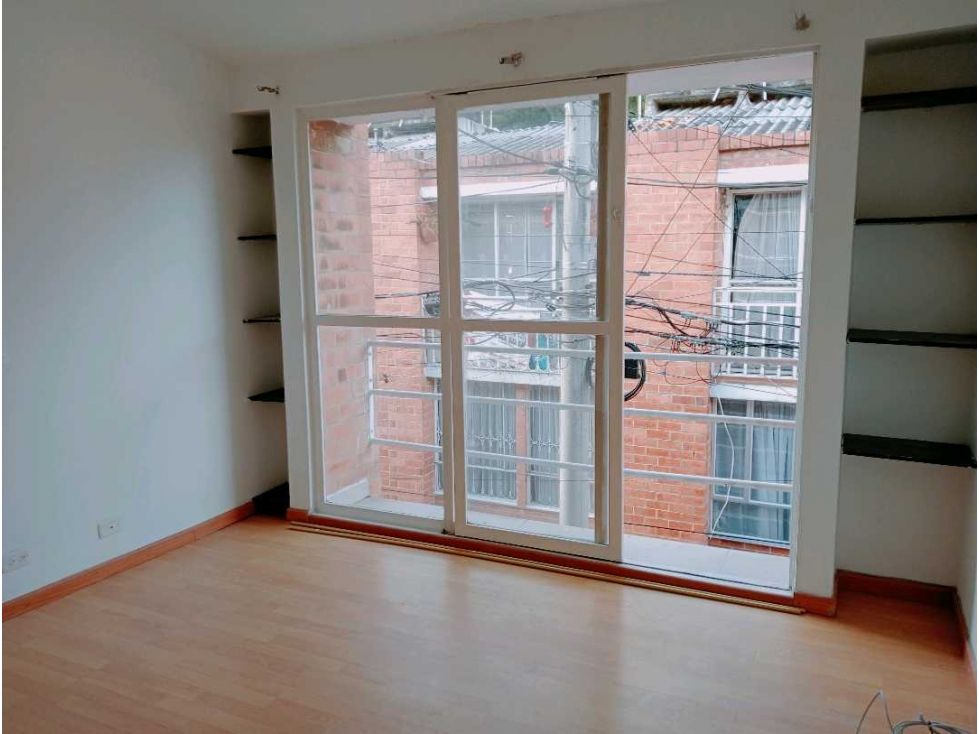 Casa en venta Cundinamarca Bogotá Tibabuyes 50 m2 Habitaciones 2 Baños 2 Garajes 0 Precio $210000000