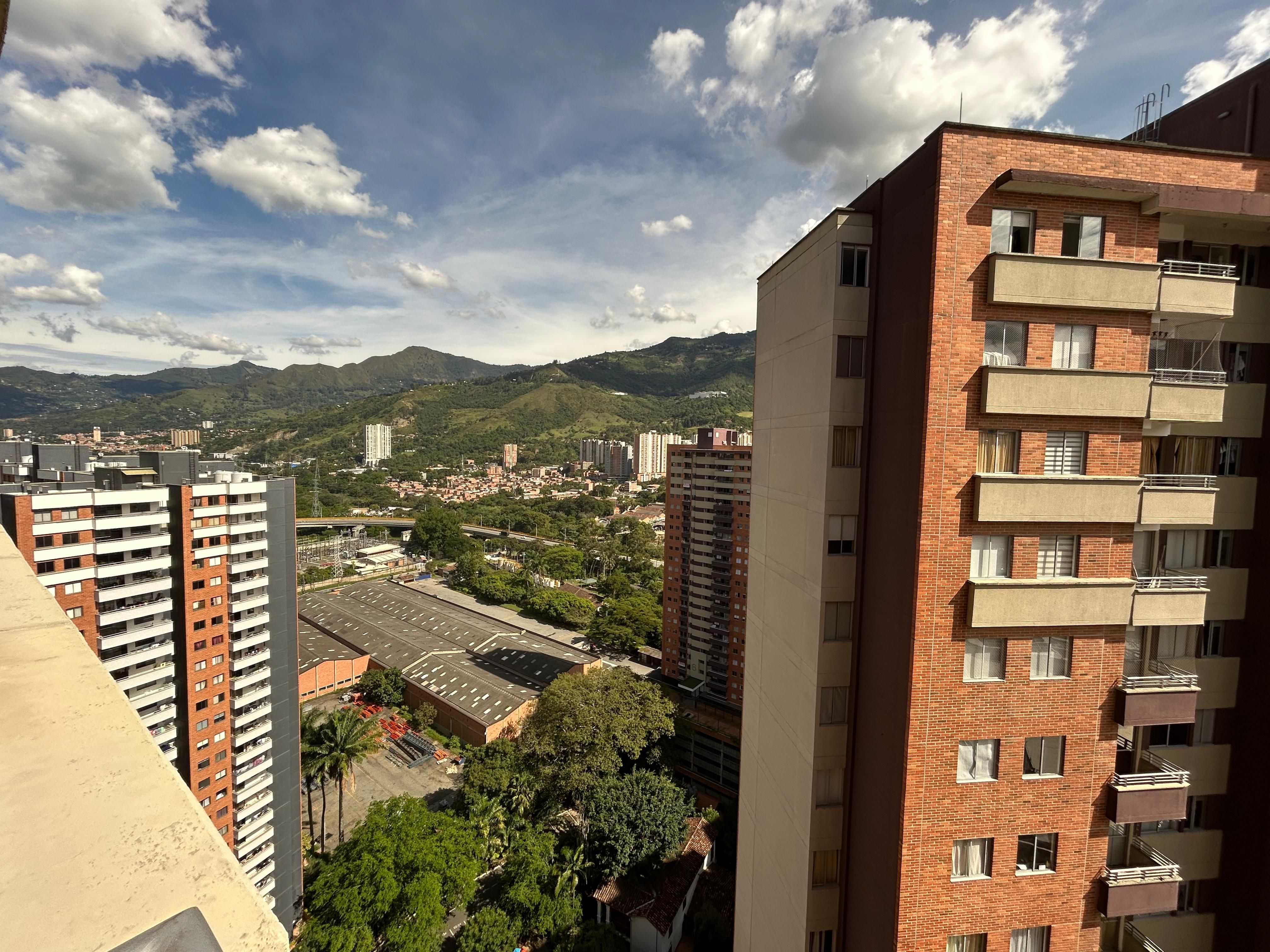 Apartamento en arriendo Antioquia Bello Parque Tulio Ospina 71 m2 Habitaciones 3 Baños 2 Garajes 0 Precio $2000000