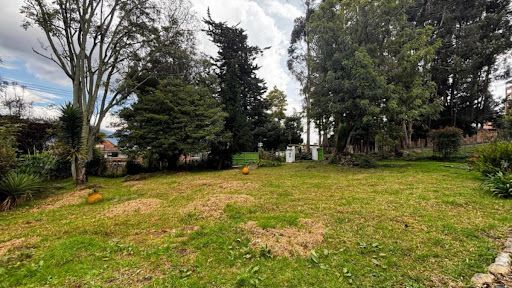 Casa en venta Cundinamarca Bogotá Suba Naranjos 3028 m2 Habitaciones 2 Baños 2 Garajes 1 Precio $3500000000