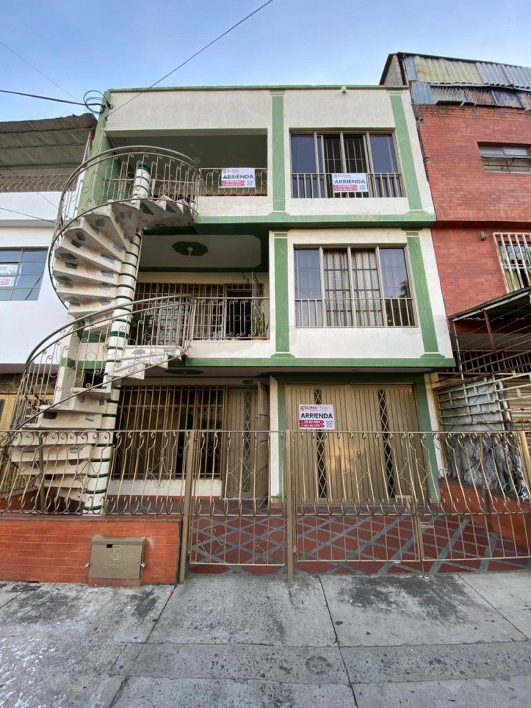 Apartamento en arriendo Valle Del Cauca Cali Evaristo García 60 m2 Habitaciones 3 Baños 2 Garajes 0 Precio $1200000