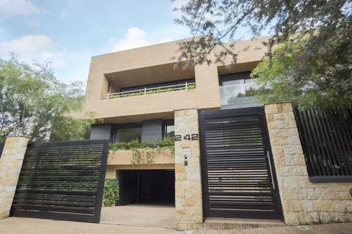 Edificio en venta Cundinamarca Bogotá Santa Barbara Alta 1013 m2 Habitaciones 5 Baños 10 Garajes 14 Precio $13000000000