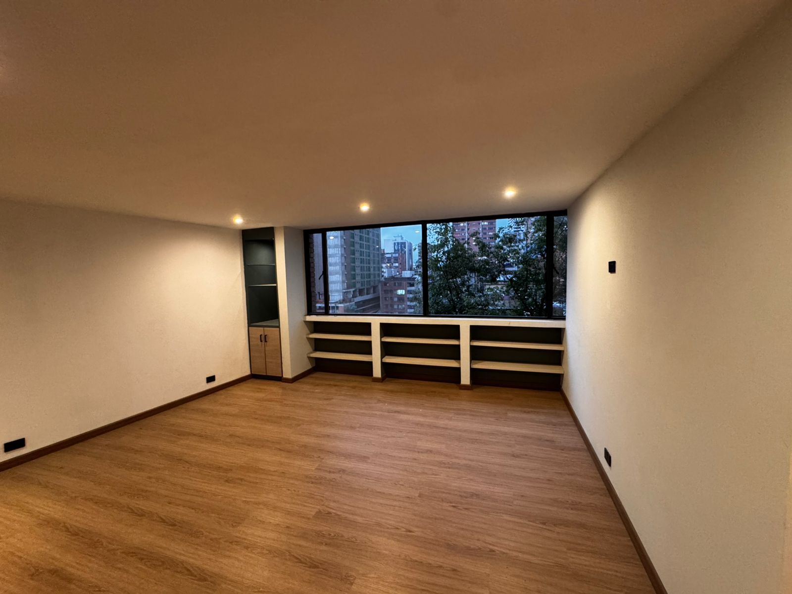 Apartamento en venta Cundinamarca Bogotá Las Nieves 95 m2 Habitaciones 2 Baños 2 Garajes 0 Precio $570000000