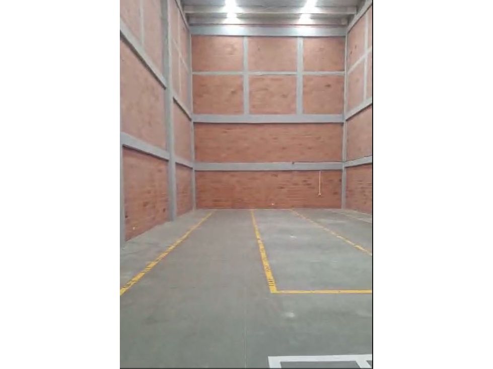 Bodega en arriendo Tolima Ibagué Ibagué 305 m2 Habitaciones 0 Baños 2 Garajes 4 Precio $6611000