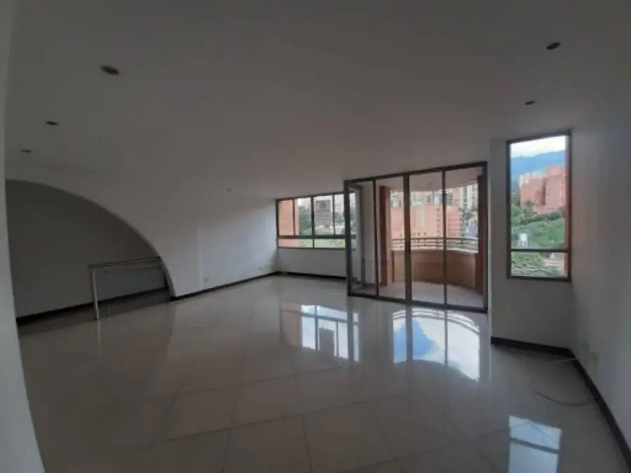 Apartamento en arriendo Antioquia Itagüí Santa Maria Et Iii 140 m2 Habitaciones 3 Baños 3 Garajes 1 Precio $2500000