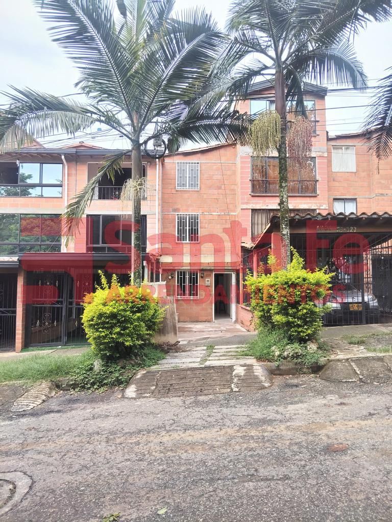 Casa en arriendo Antioquia Bello Urbanización Almendros De Terranova 100 m2 Habitaciones 3 Baños 2 Garajes 0 Precio $1700000