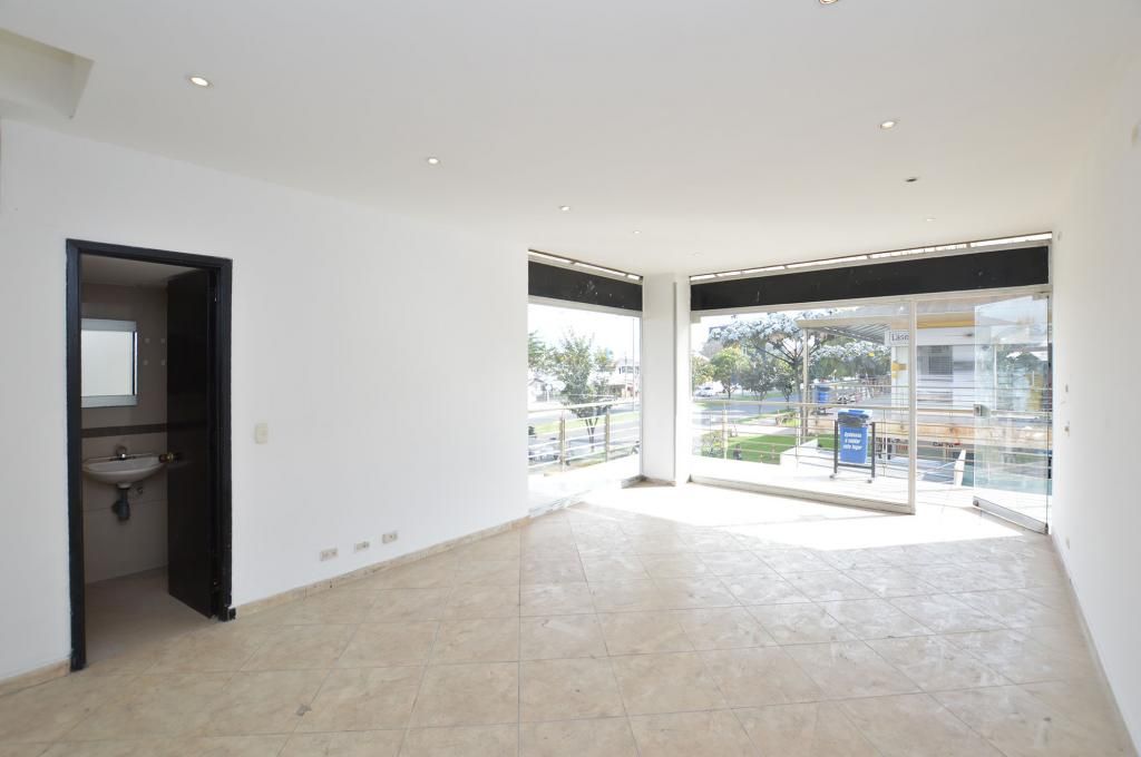 Local en arriendo Cundinamarca Bogotá Ciudad Jardín Norte 28 m2 Habitaciones 0 Baños 0 Garajes 0 Precio $2644500