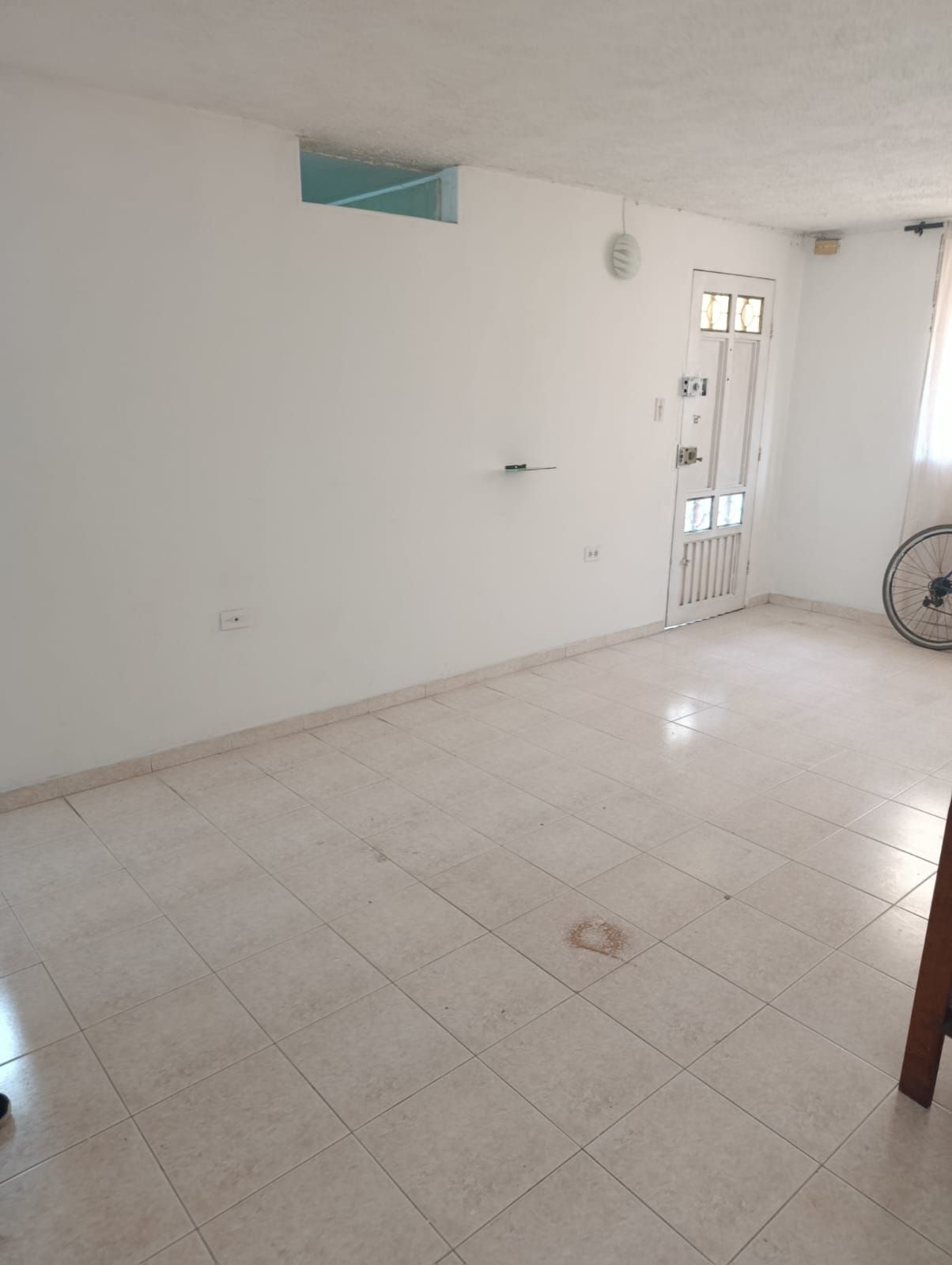 Apartamento en venta Valle Del Cauca Cali Los Alcázares 56 m2 Habitaciones 3 Baños 1 Garajes 0 Precio $140000000