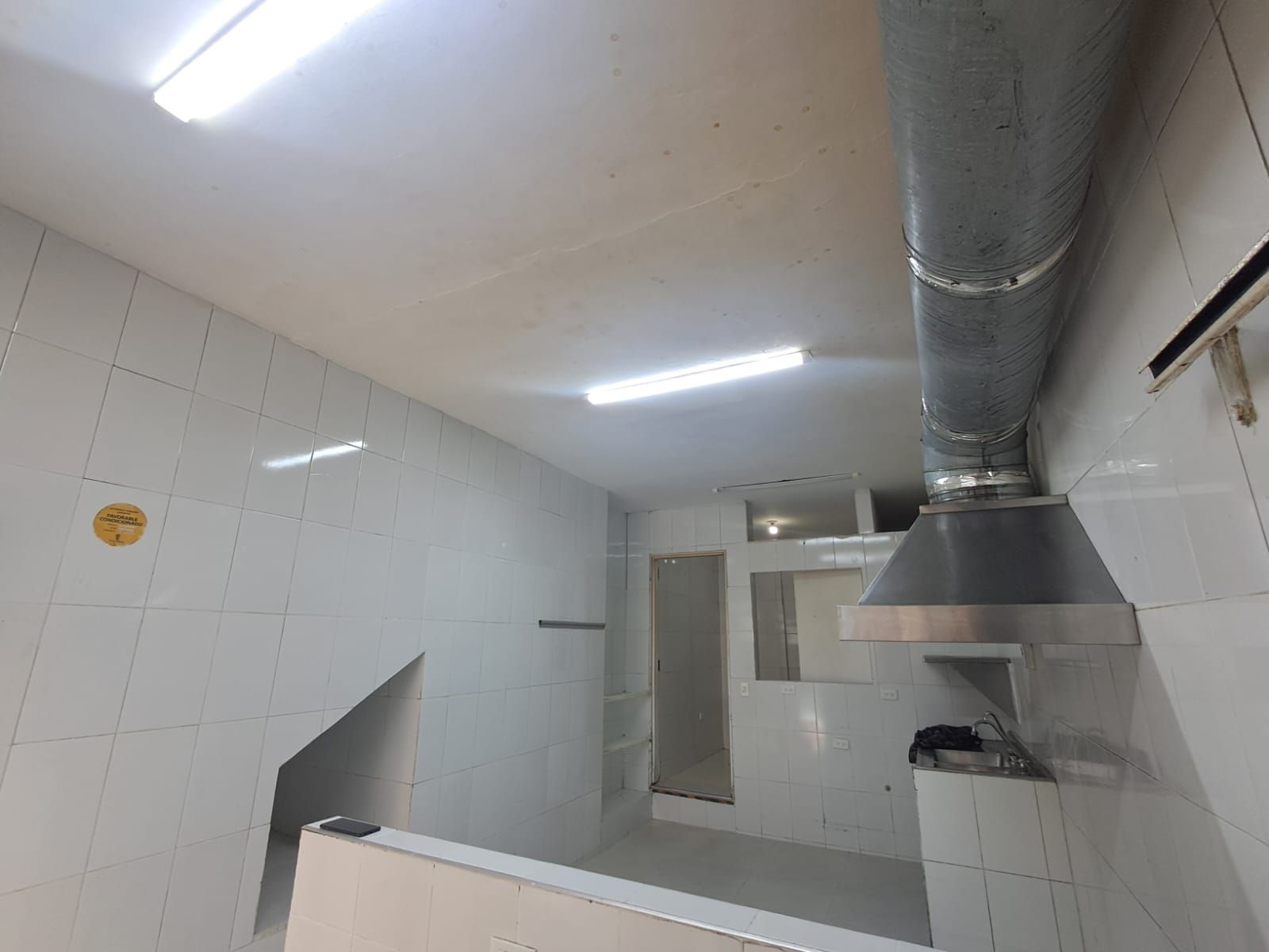 Local en arriendo Antioquia Medellín Santa Monica 25 m2 Habitaciones 0 Baños 0 Garajes 0 Precio $2000000