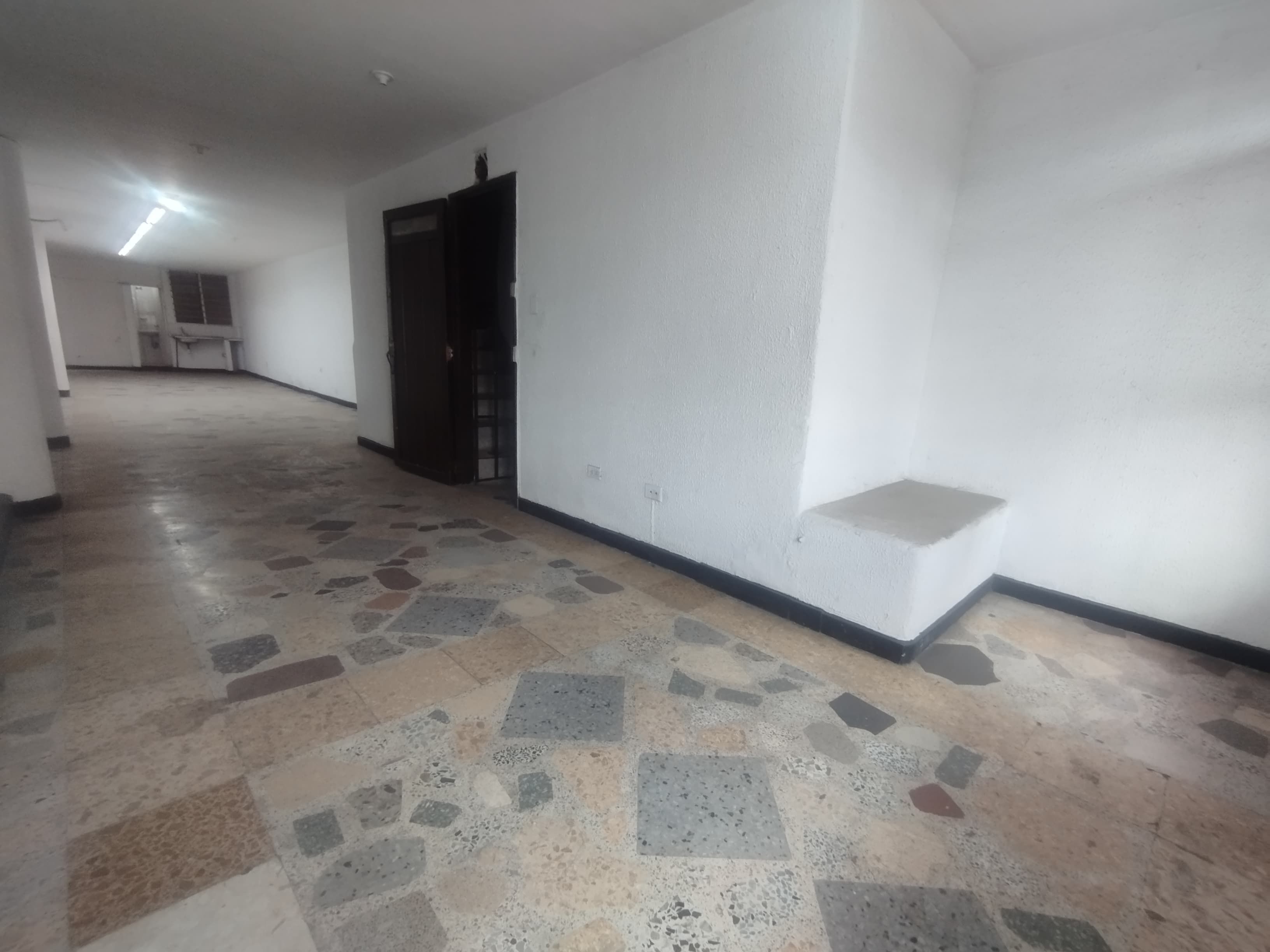 Local Comercial en arriendo Antioquia Itagüí Santa Maria Et Ii 77 m2 Habitaciones 0 Baños 0 Garajes 0 Precio $1800000