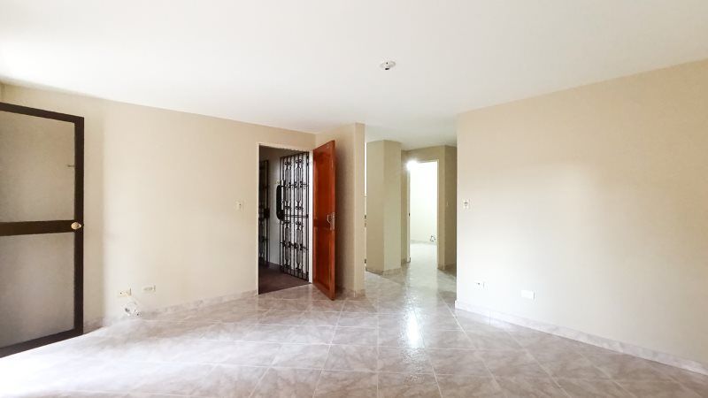 Apartamento en arriendo Antioquia Medellín Santa Rosa De Lima 98 m2 Habitaciones 3 Baños 2 Garajes 1 Precio $2800000