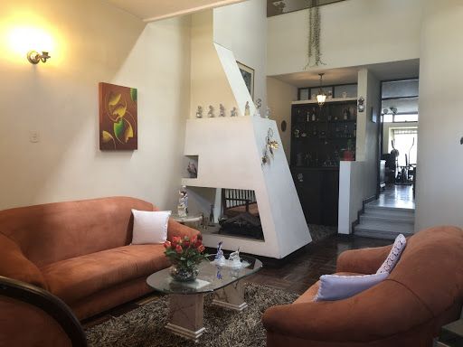 Casa en venta Cundinamarca Bogotá San Luis 327 m2 Habitaciones 5 Baños 5 Garajes 1 Precio $1500000000