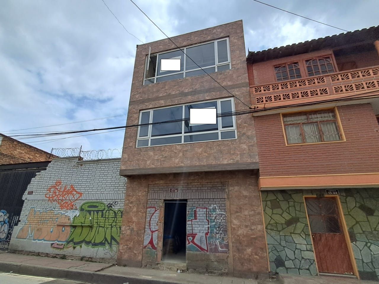 Edificio en arriendo Cundinamarca Soacha Centro 225 m2 Habitaciones 1 Baños 2 Garajes 0 Precio $14900000