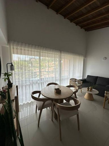 Apartamento en arriendo Antioquia Envigado Zúñiga 74 m2 Habitaciones 2 Baños 2 Garajes 1 Precio $4200000