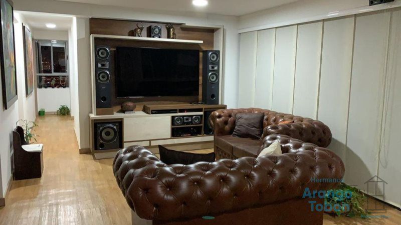 Apartamento en arriendo Antioquia Medellín Trinidad 94 m2 Habitaciones 3 Baños 2 Garajes 2 Precio $5500000
