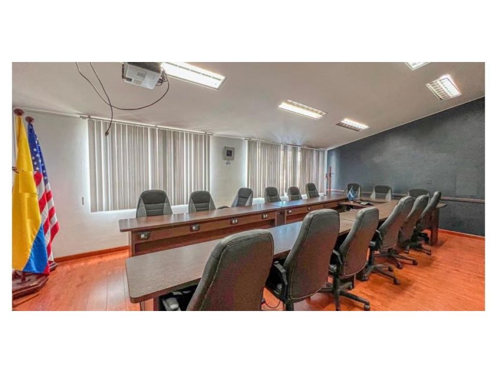 Casa en arriendo o venta Antioquia Medellín Medellín 420 m2 Habitaciones 5 Baños 7 Garajes 0 Precio venta $3495000000 Precio arriendo $30000000