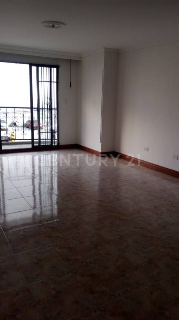 Apartamento en arriendo Quindío Armenia Fundadores 148 m2 Habitaciones 4 Baños 3 Garajes 2 Precio $1920000