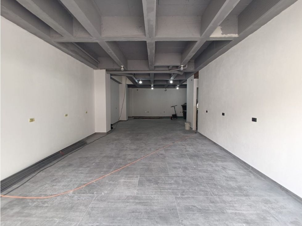 Local en arriendo o venta Antioquia La Ceja San Cayetano 110 m2 Habitaciones 0 Baños 3 Garajes 0 Precio venta $800000000 Precio arriendo $5000000