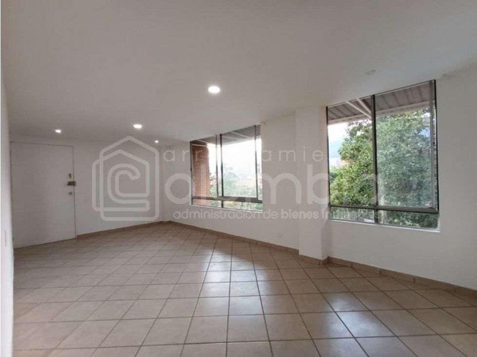Apartamento en venta Antioquia Envigado Trianon 71 m2 Habitaciones 3 Baños 2 Garajes 1 Precio $450000000