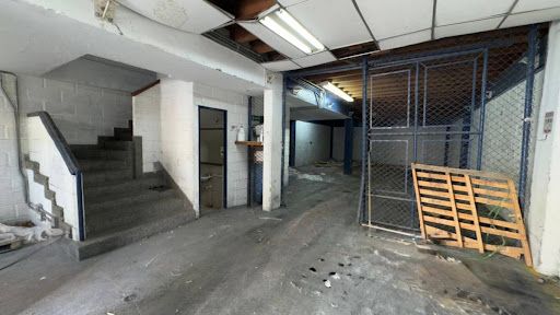 Bodega en arriendo Antioquia Medellín Caribe 340 m2 Habitaciones 0 Baños 3 Garajes 2 Precio $9900000