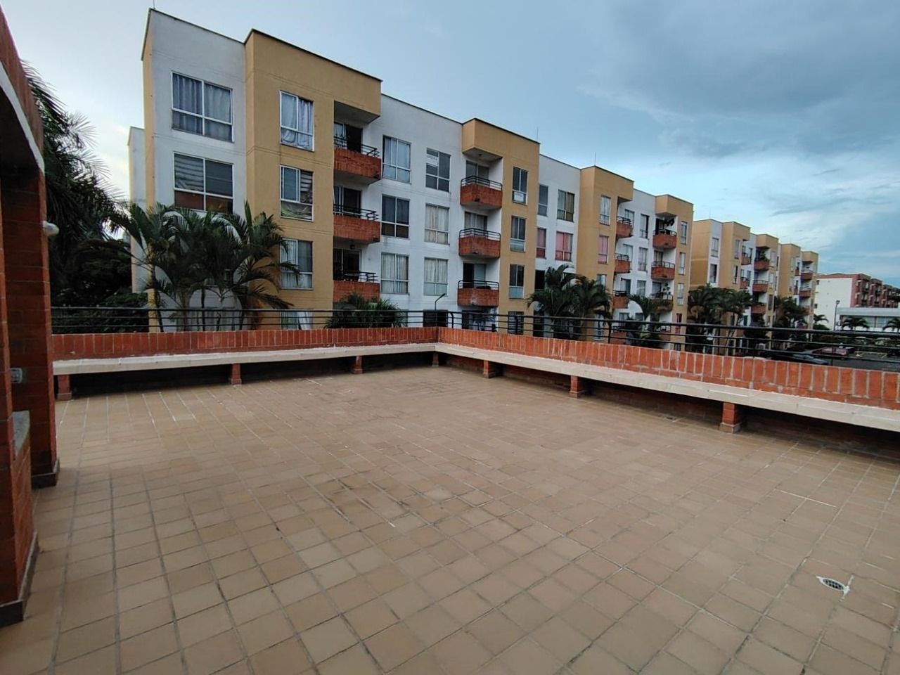 Apartamento en venta Valle Del Cauca Cali Conjunto Residencial Valparaiso Ciudad Bochalema 58 m2 Habitaciones 3 Baños 2 Garajes 0 Precio $209000000