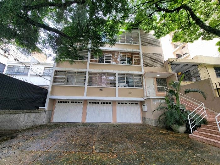 Edificio en venta Valle Del Cauca Cali Santa Teresita 1500 m2 Habitaciones 9 Baños 6 Garajes 3 Precio $1990000000