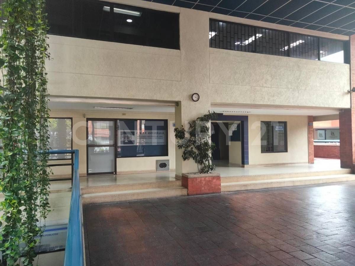 Oficina en venta Valle Del Cauca Cali San Fernando Nuevo 21 m2 Habitaciones 0 Baños 1 Garajes 1 Precio $180000000