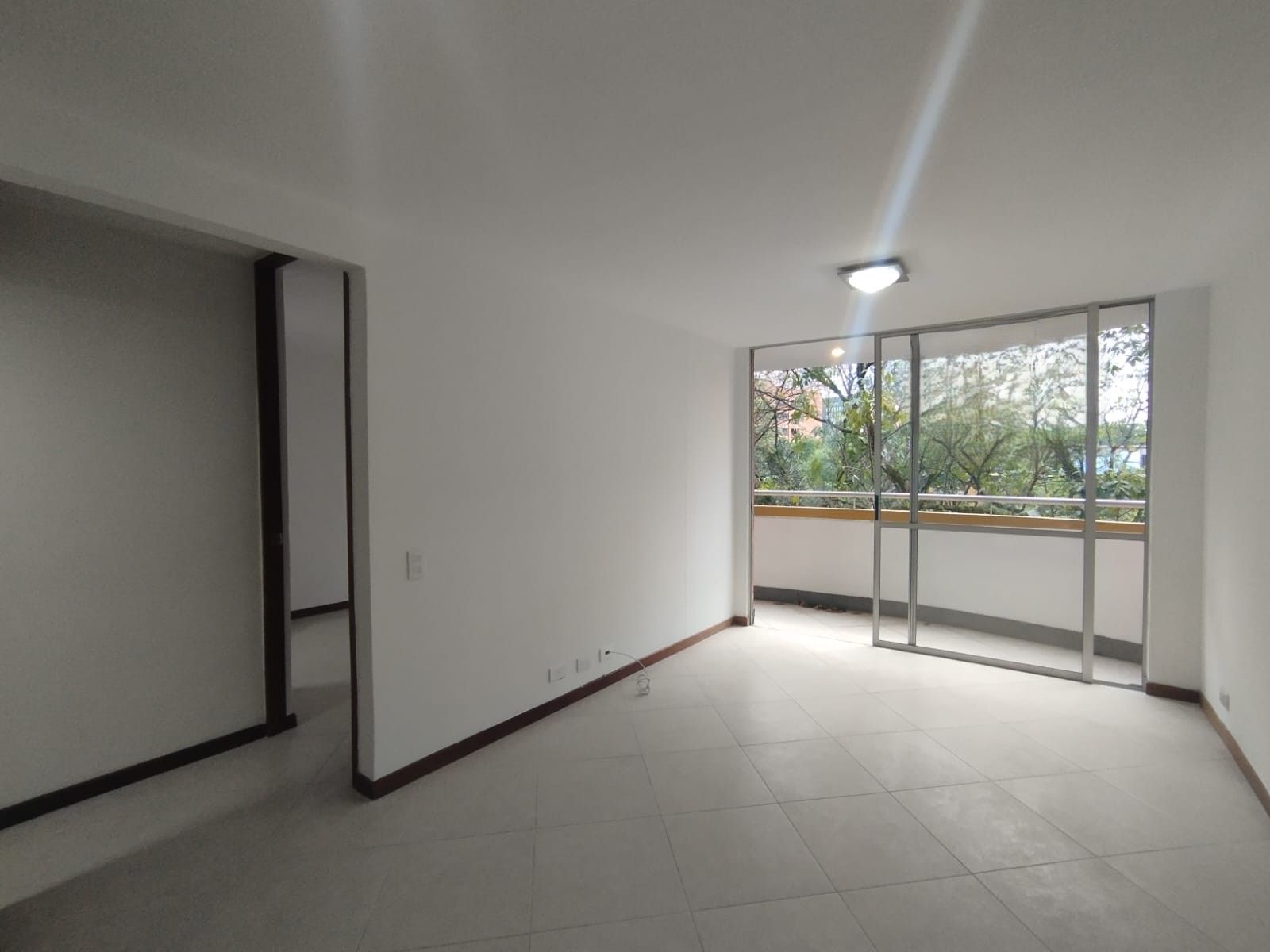 Apartamento en arriendo Antioquia Medellín La Aguacatala 50 m2 Habitaciones 1 Baños 2 Garajes 1 Precio $3200000
