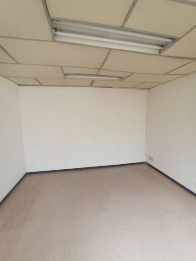 Oficina en arriendo Caldas Manizales El Centro 15 m2 Habitaciones 0 Baños 1 Garajes 0 Precio $700000
