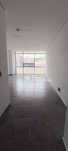 Oficina en arriendo Antioquia Envigado Primavera 37 m2 Habitaciones 0 Baños 1 Garajes 1 Precio $3000000