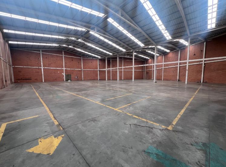Bodega en arriendo Cundinamarca Mosquera Ub El Trebol 1799 m2 Habitaciones 0 Baños 3 Garajes 4 Precio $26200000