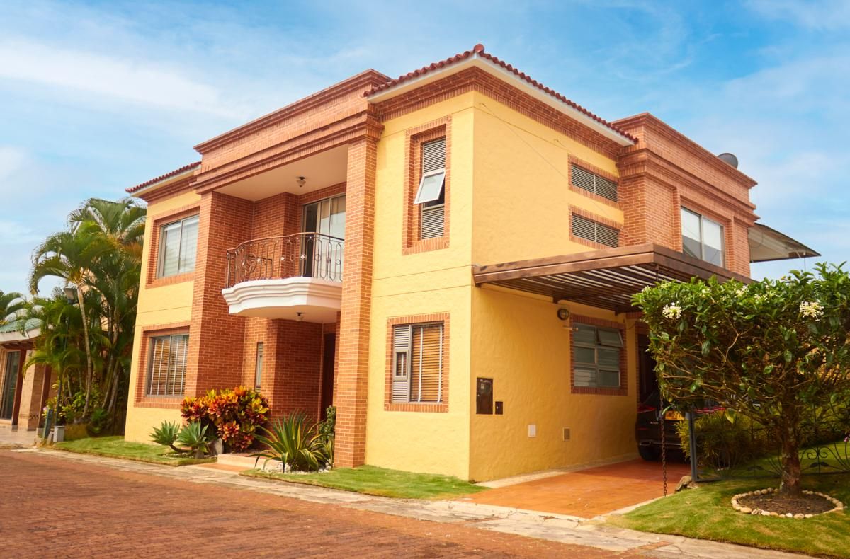 Casa en venta Tolima Ibagué Rincón Del Vergel 375 m2 Habitaciones 3 Baños 5 Garajes 2 Precio $1630000000