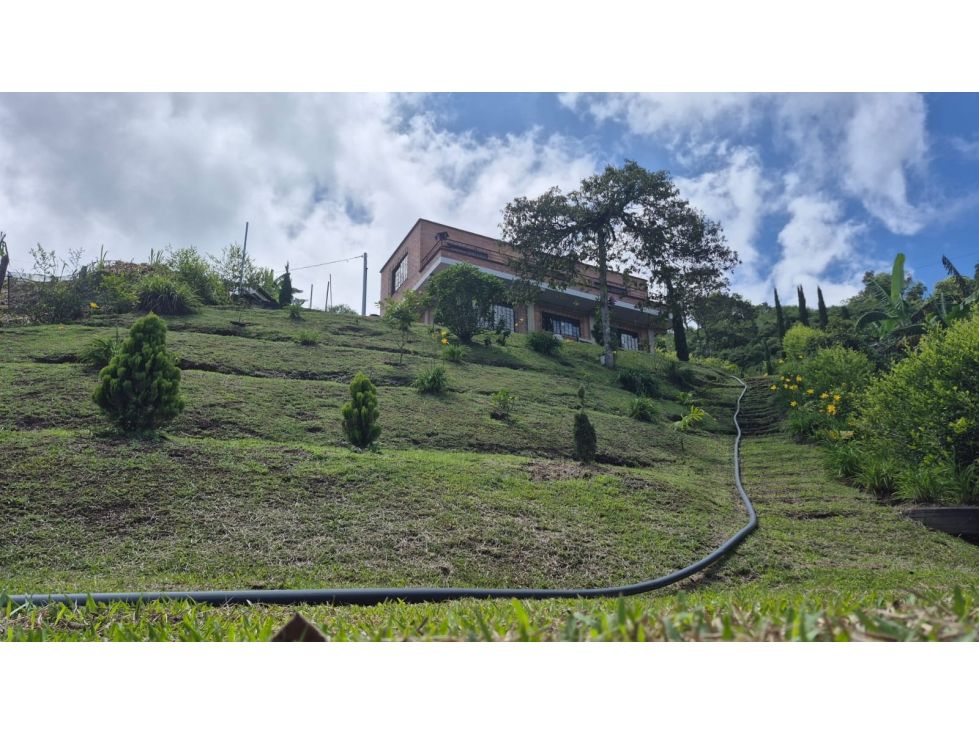 Casa en venta Antioquia Fredonia Fredonia 120 m2 Habitaciones 3 Baños 3 Garajes 0 Precio $320000000