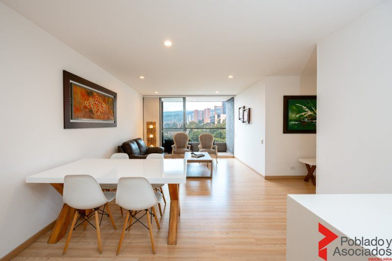 Apartamento en arriendo Antioquia Medellín Los Balsos No1 95 m2 Habitaciones 3 Baños 2 Garajes 1 Precio $7800000