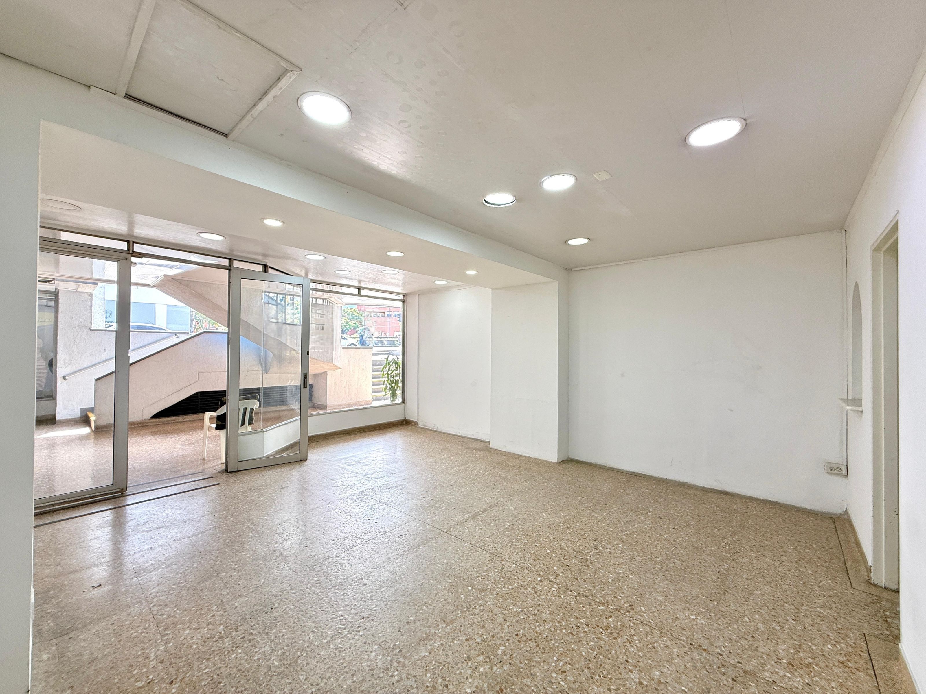 Local en arriendo Risaralda Dosquebradas Guadalupe 35 m2 Habitaciones 0 Baños 1 Garajes 0 Precio $1250000