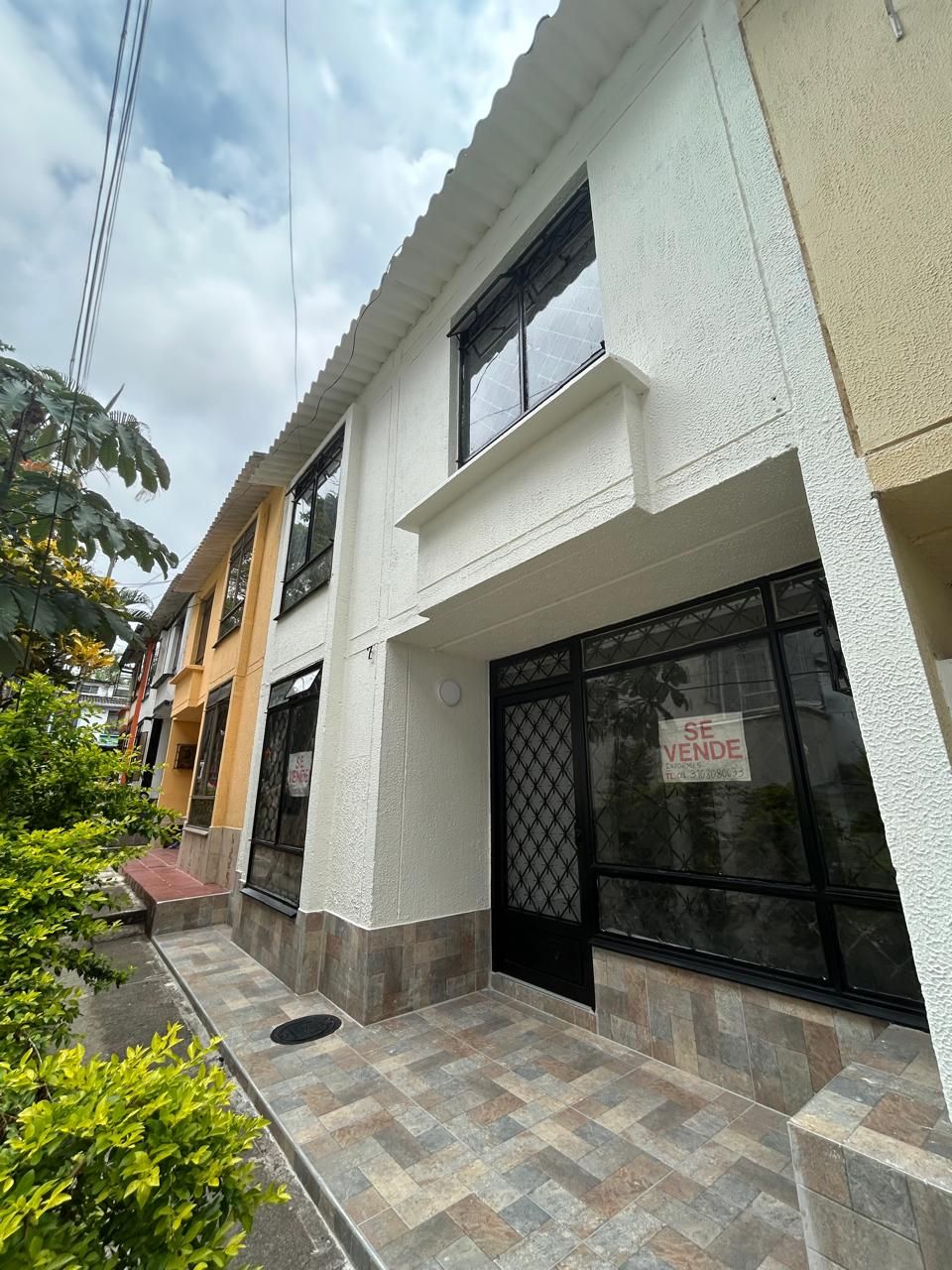 Casa en venta Tolima Ibagué Cr Tejares 100 m2 Habitaciones 3 Baños 2 Garajes 6 Precio $269000000