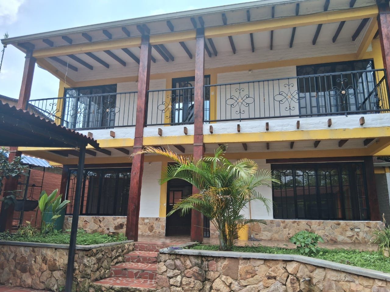 Casa Campestre en venta Valle Del Cauca Cali Vista Hermosa 220 m2 Habitaciones 5 Baños 4 Garajes 3 Precio $560000000