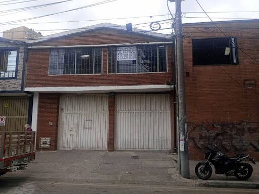 Bodega en venta Cundinamarca Bogotá San Fernando Occidental 304 m2 Habitaciones 0 Baños 3 Garajes 0 Precio $1500000000