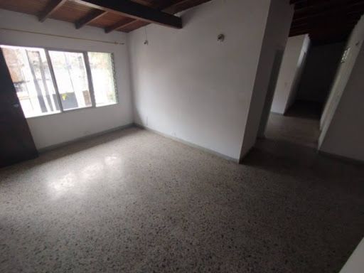 Casa en arriendo Antioquia Medellín Simon Bolivar 135 m2 Habitaciones 3 Baños 2 Garajes 0 Precio $3000000