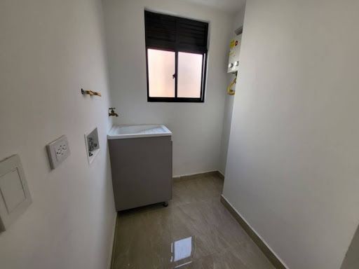 Apartamento en arriendo Antioquia Medellín Los Conquistadores 85 m2 Habitaciones 2 Baños 2 Garajes 1 Precio $3500000