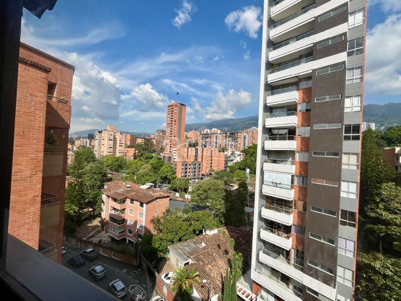 Apartamento en venta Antioquia Envigado La Orquídea 99 m2 Habitaciones 3 Baños 2 Garajes 2 Precio $580000000