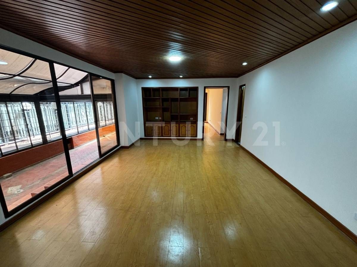 Apartamento en arriendo Cundinamarca Bogotá Chico Norte Et Iii 68 m2 Habitaciones 1 Baños 2 Garajes 1 Precio $3400000