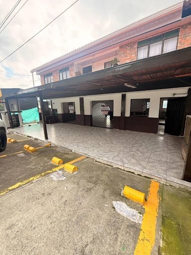 Local en arriendo Caldas Manizales Manizales 100 m2 Habitaciones 0 Baños 2 Garajes 10 Precio $2100000