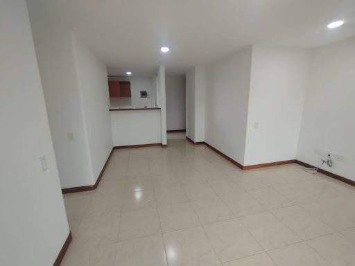 Apartamento en arriendo Antioquia Envigado La Inmaculada 87 m2 Habitaciones 3 Baños 2 Garajes 2 Precio $3500000