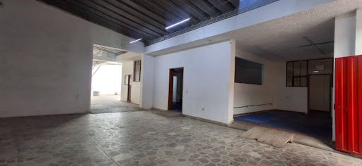 Casa en venta Cundinamarca Bogotá Prado Veraniego 820 m2 Habitaciones 3 Baños 3 Garajes 2 Precio $3100000000