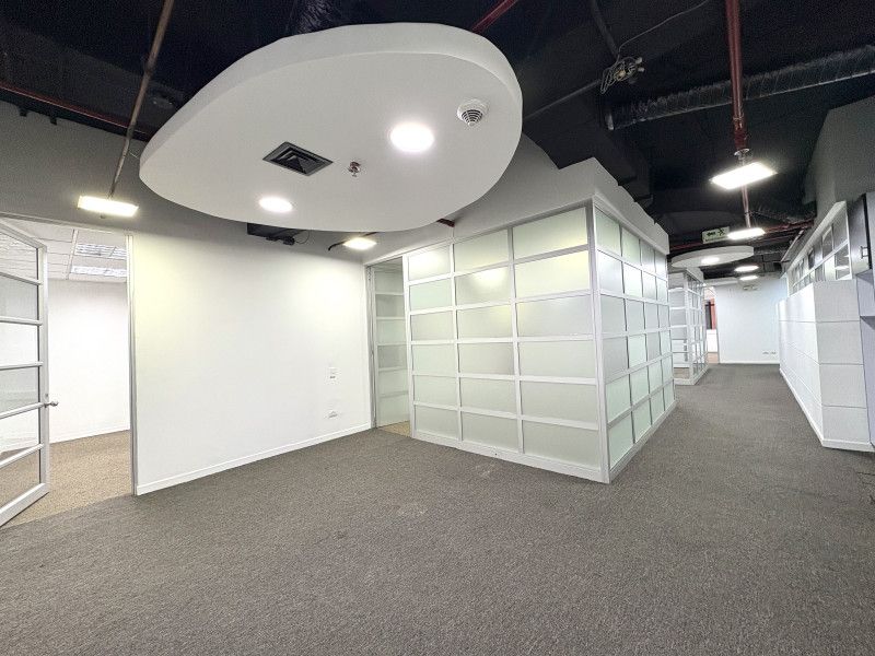 Oficina en arriendo Cundinamarca Bogotá Chico Norte Et Ii 331 m2 Habitaciones 0 Baños 2 Garajes 6 Precio $25000000