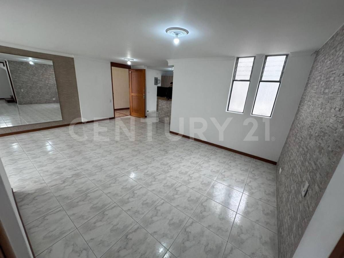 Apartamento en arriendo Antioquia Medellín Altos Del Poblado 150 m2 Habitaciones 4 Baños 3 Garajes 1 Precio $5800000