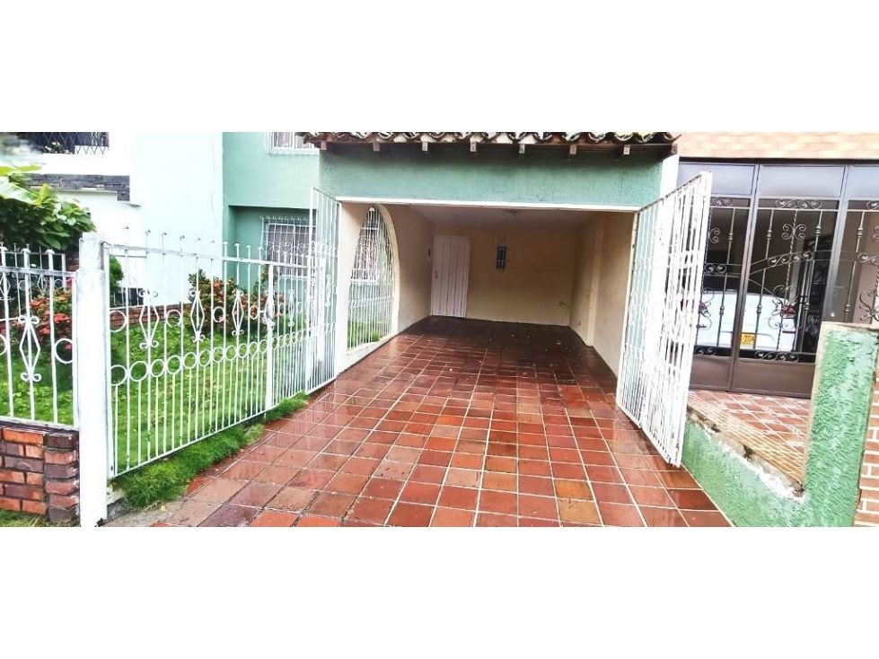 Casa en venta Santander Bucaramanga Diamante Ii Etapa 298 m2 Habitaciones 5 Baños 3 Garajes 1 Precio $590000000