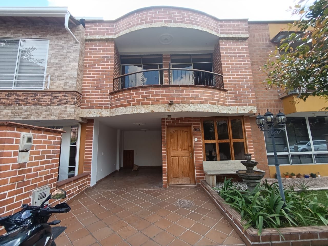 Casa en arriendo Antioquia Itagüí Santa Maria La Nueva 130 m2 Habitaciones 3 Baños 4 Garajes 1 Precio $4300000