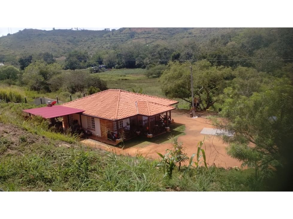 Casa Campestre en venta Santander Los Santos Los Santos 130 m2 Habitaciones 3 Baños 2 Garajes 2 Precio $300000000