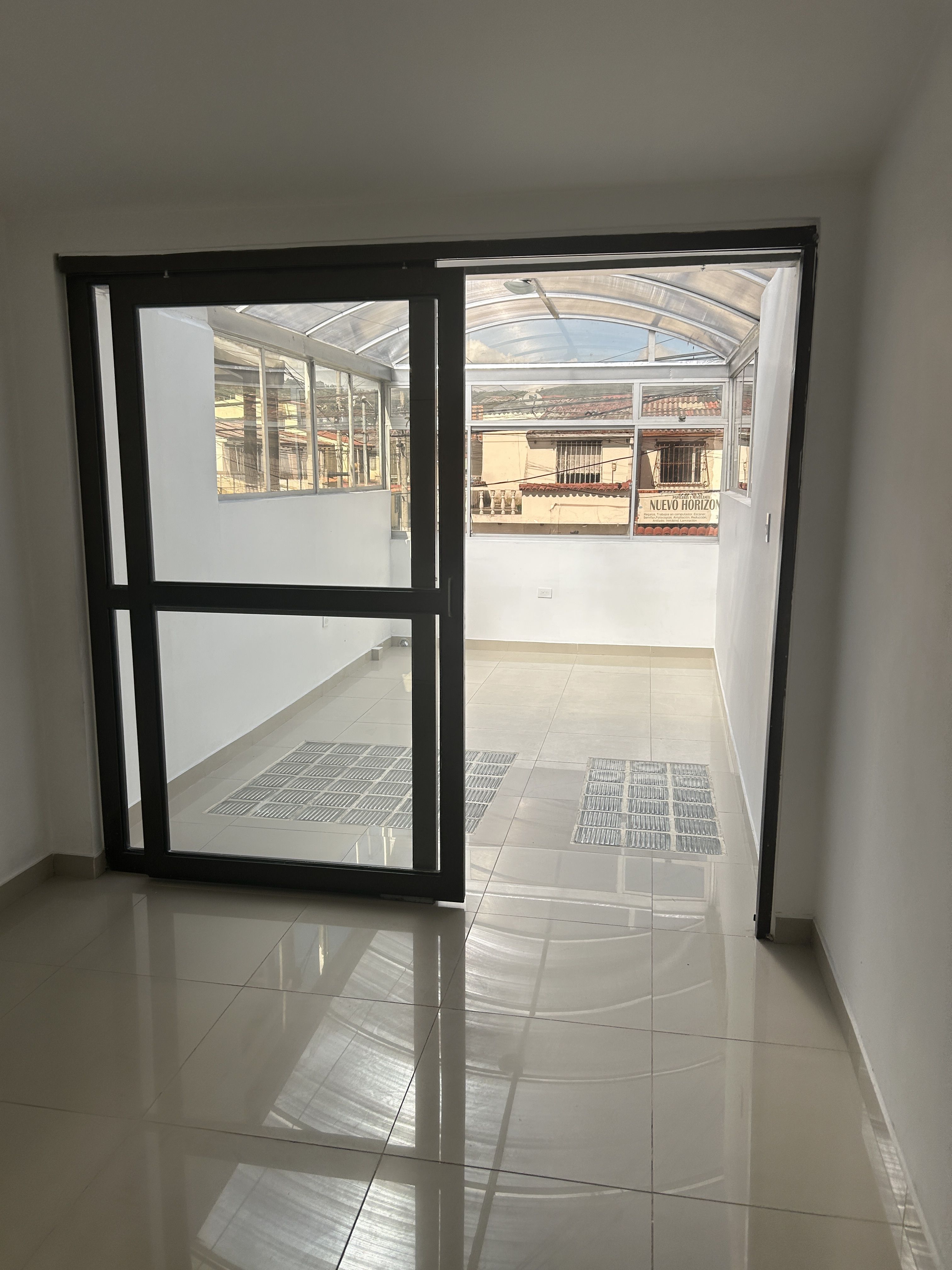 Apartamento en arriendo Cundinamarca Bogotá Villa Del Prado 120 m2 Habitaciones 4 Baños 2 Garajes 0 Precio $2500000